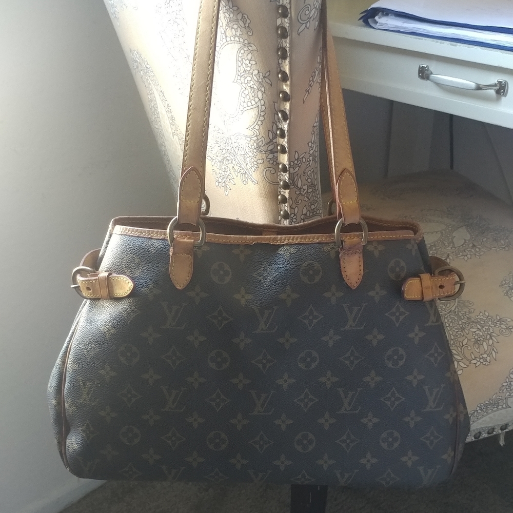 Louis Vuitton Batignolles Horizontal Shoulder Bag
